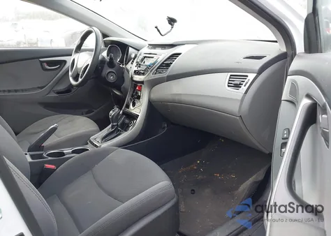 2016 Hyundai Elantra Se z USA, uszkodzony, nr VIN 5NPDH4AE7GH743439